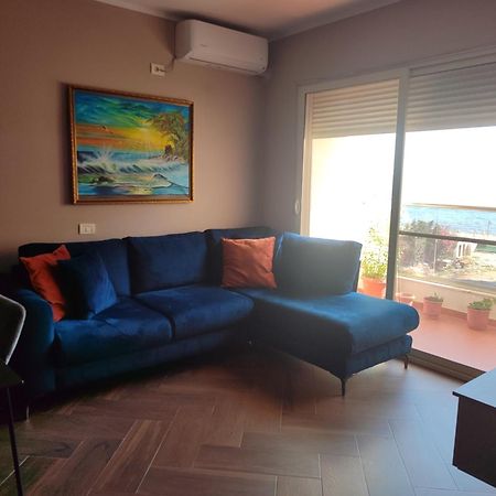 Maksimilian Apartament Durrës Buitenkant foto
