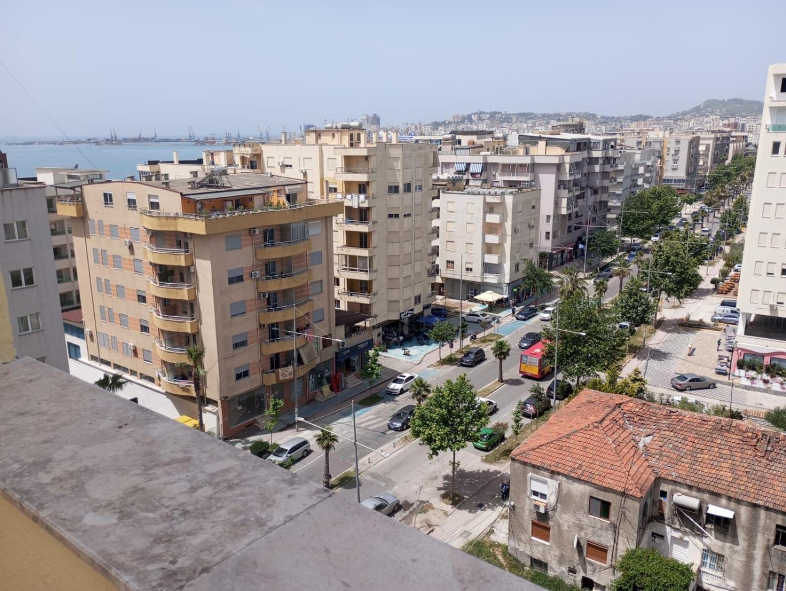Maksimilian Apartament Durrës Buitenkant foto
